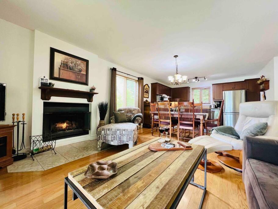 P Tit Boreal- 2 Minutes De La Plage Memphremagog Apartment Exterior photo